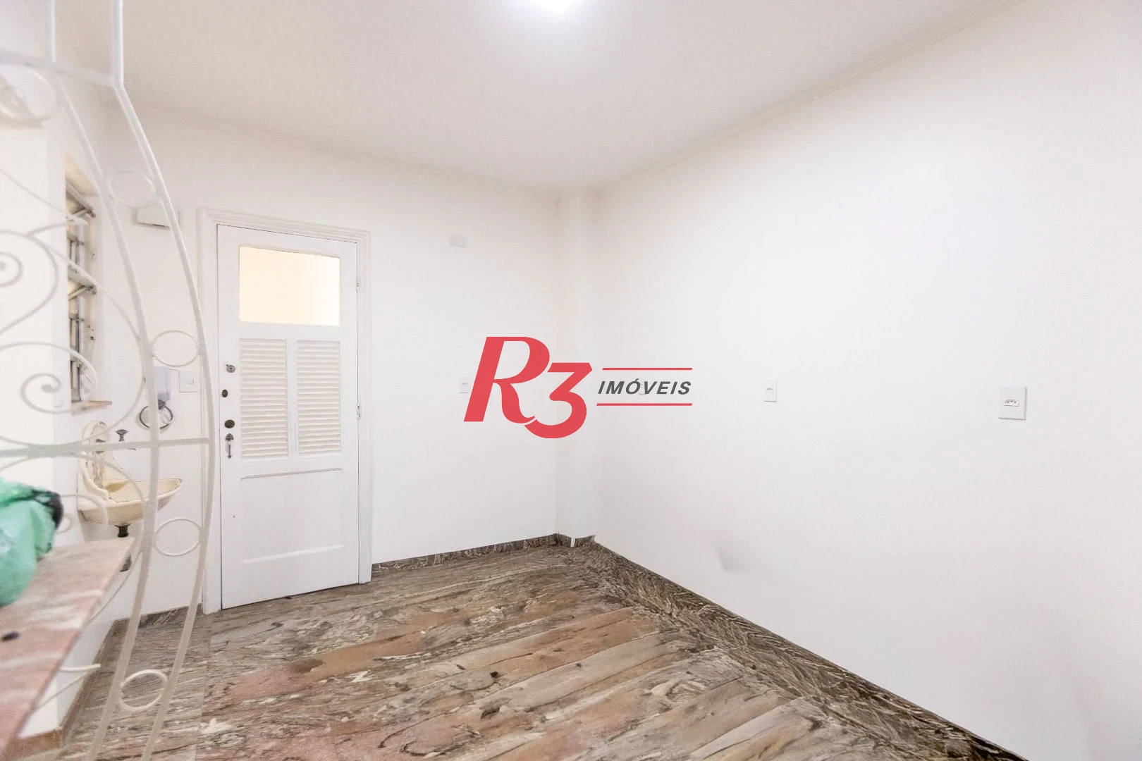 Apartamento com 2 dormitórios à venda, 113 m² por R$ 750.000,00 - Boqueirão - Santos/SP