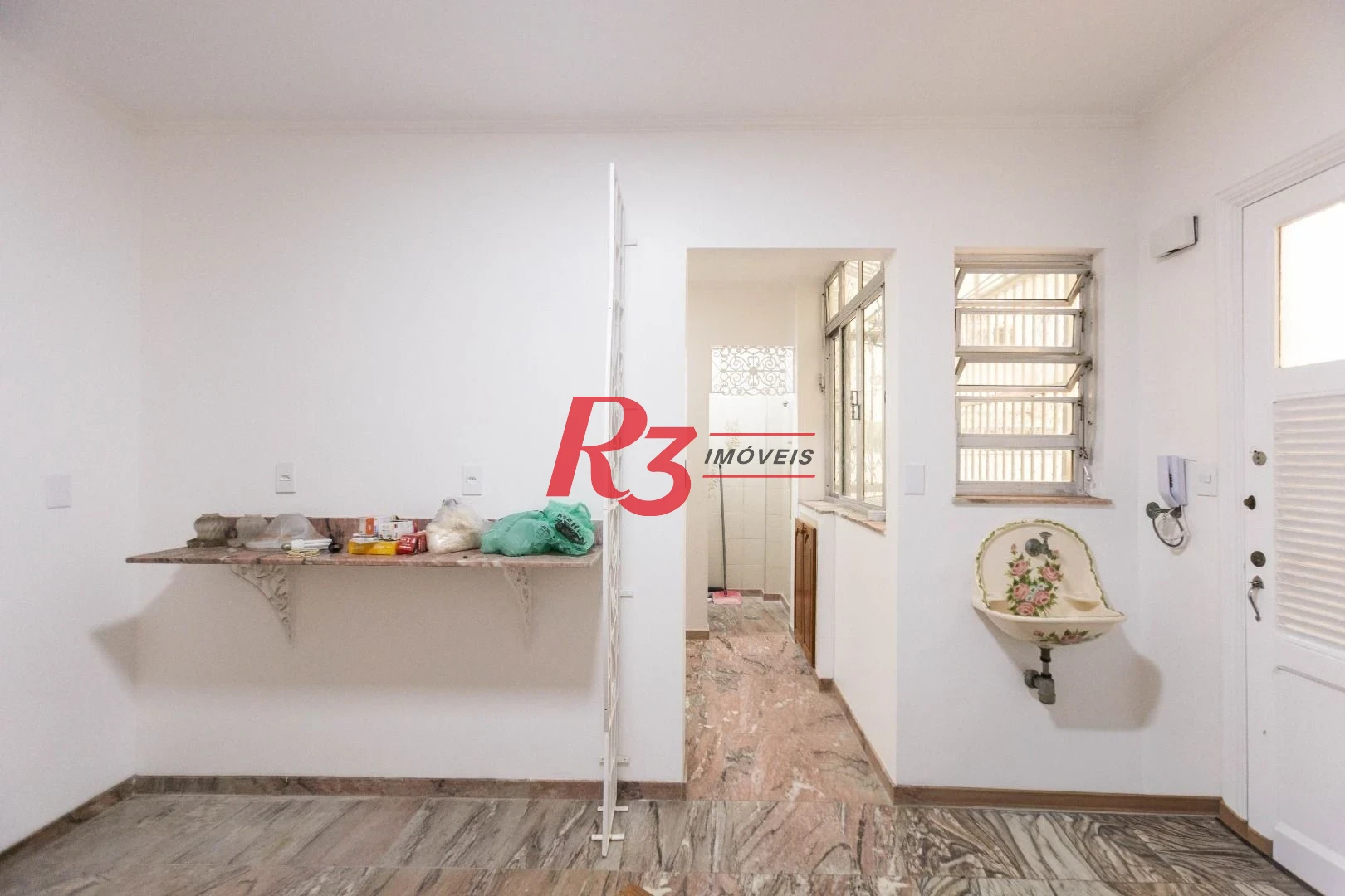 Apartamento com 2 dormitórios à venda, 113 m² por R$ 750.000,00 - Boqueirão - Santos/SP