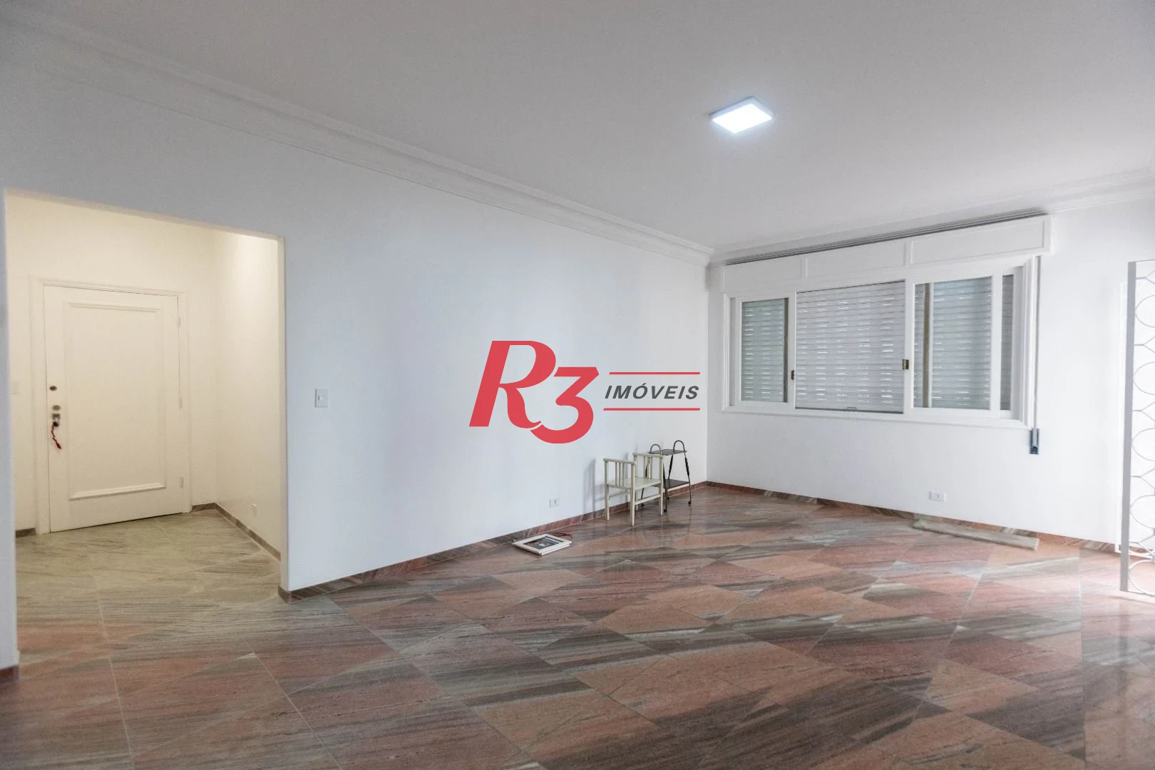 Apartamento com 2 dormitórios à venda, 113 m² por R$ 750.000,00 - Boqueirão - Santos/SP