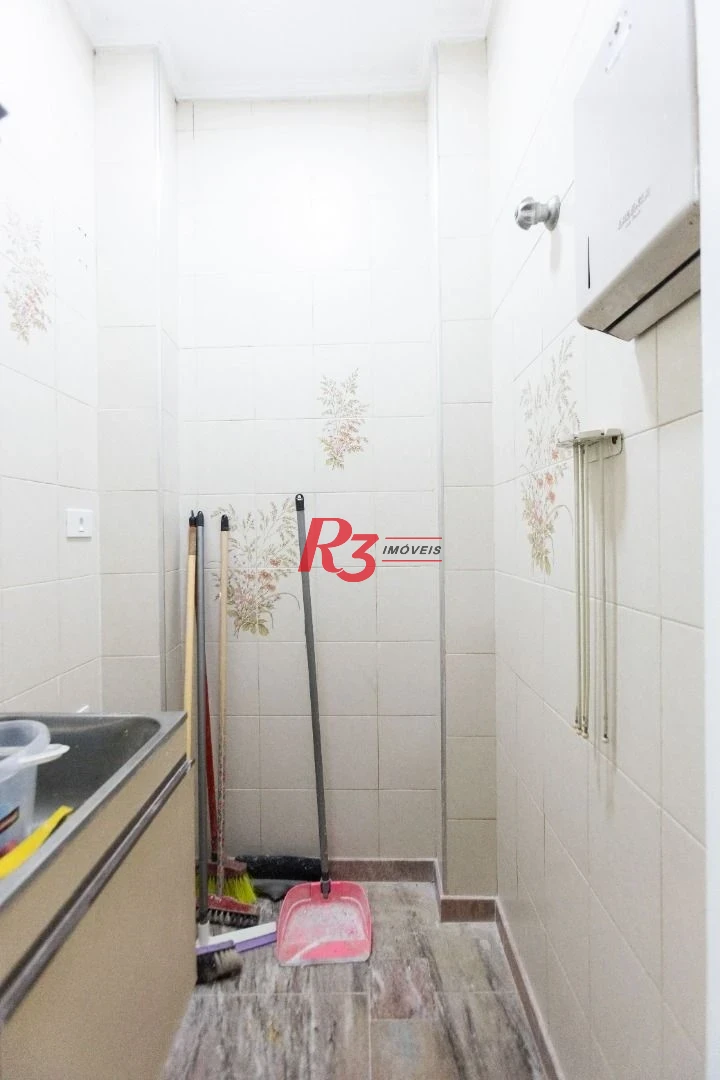 Apartamento com 2 dormitórios à venda, 113 m² por R$ 750.000,00 - Boqueirão - Santos/SP