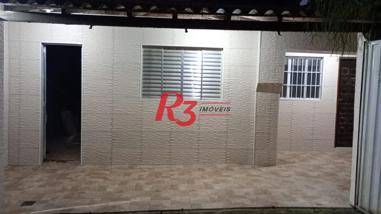 Casa com 2 dormitórios à venda, 55 m² por R$ 400.000,00 - Estuário - Santos/SP