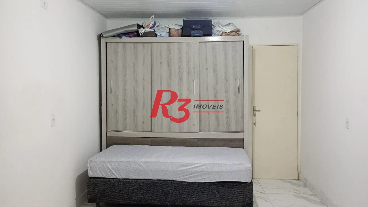 Casa com 2 dormitórios à venda, 55 m² por R$ 400.000,00 - Estuário - Santos/SP