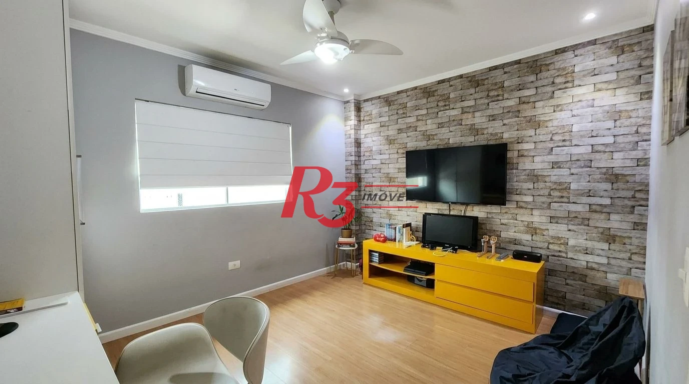 Casa com 3 dormitórios à venda, 150 m² por R$ 1.120.000,00 - Vila Matias - Santos/SP