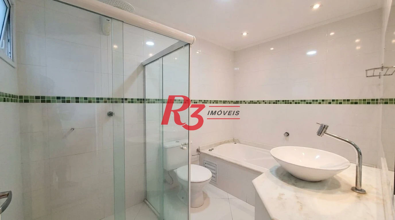 Casa com 3 dormitórios à venda, 150 m² por R$ 1.120.000,00 - Vila Matias - Santos/SP