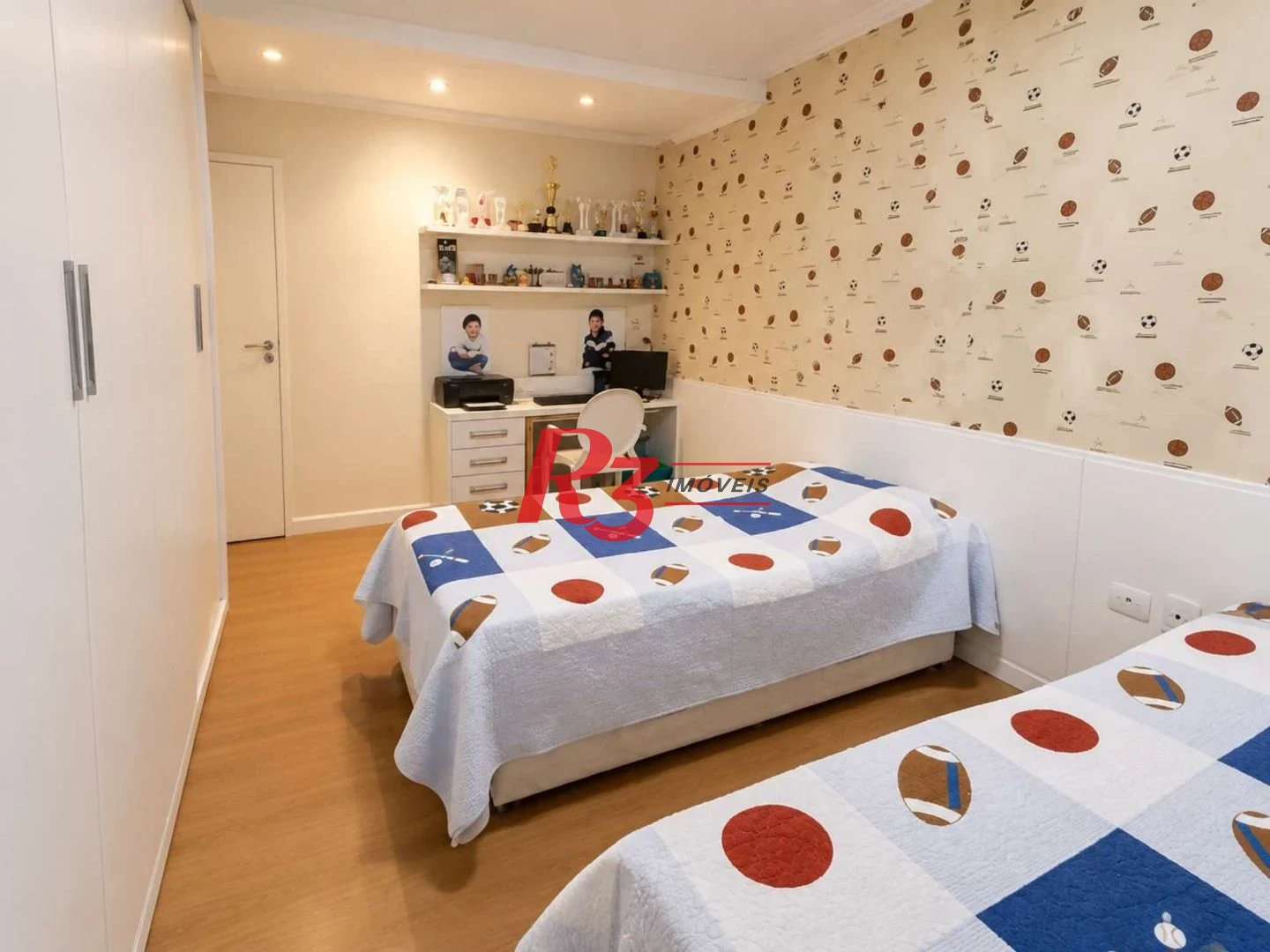 Casa com 3 dormitórios à venda, 150 m² por R$ 1.120.000,00 - Vila Matias - Santos/SP
