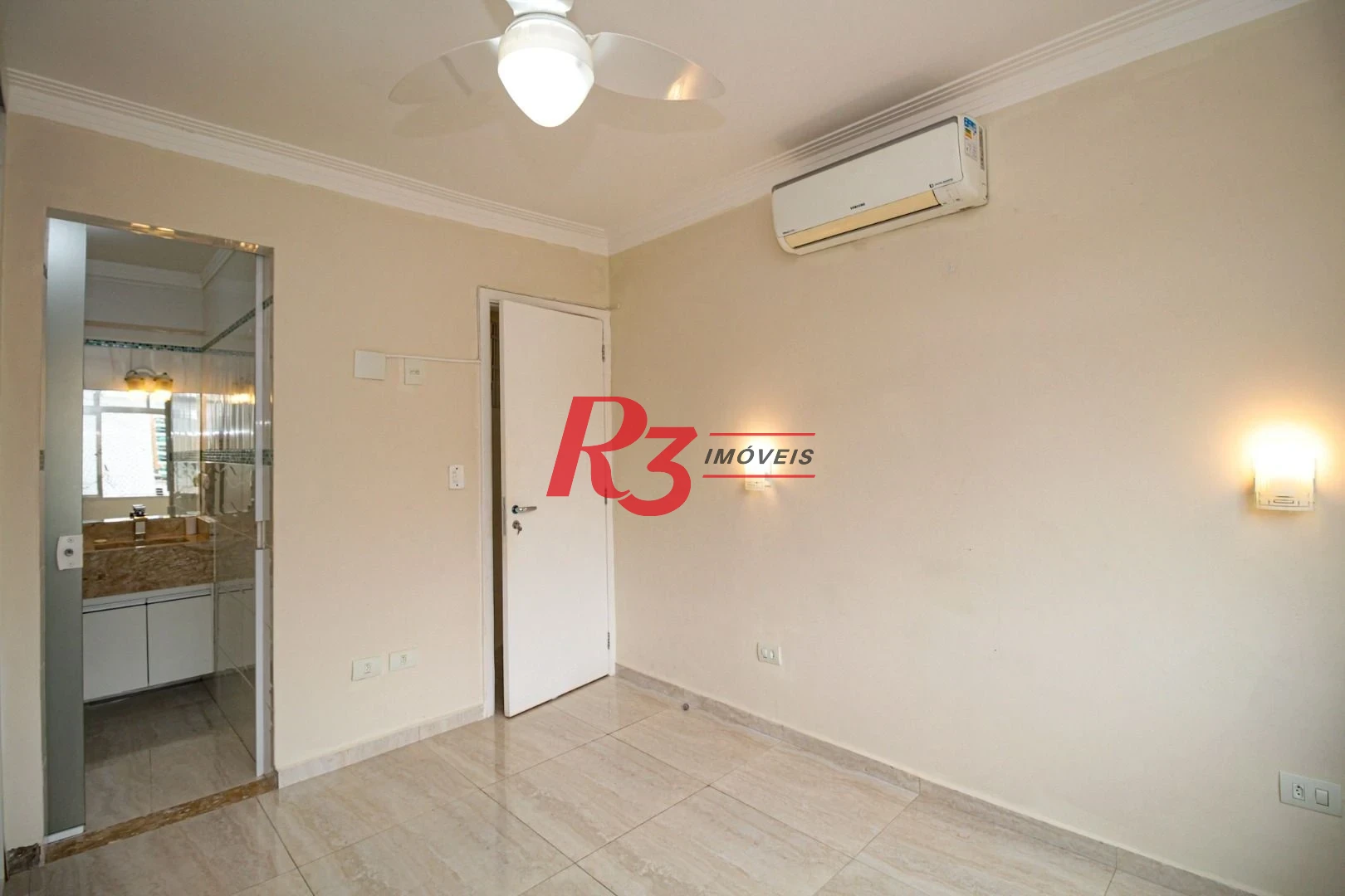 Apartamento com 2 dormitórios à venda, 98 m² por R$ 850.000,00 - Ponta da Praia - Santos/SP