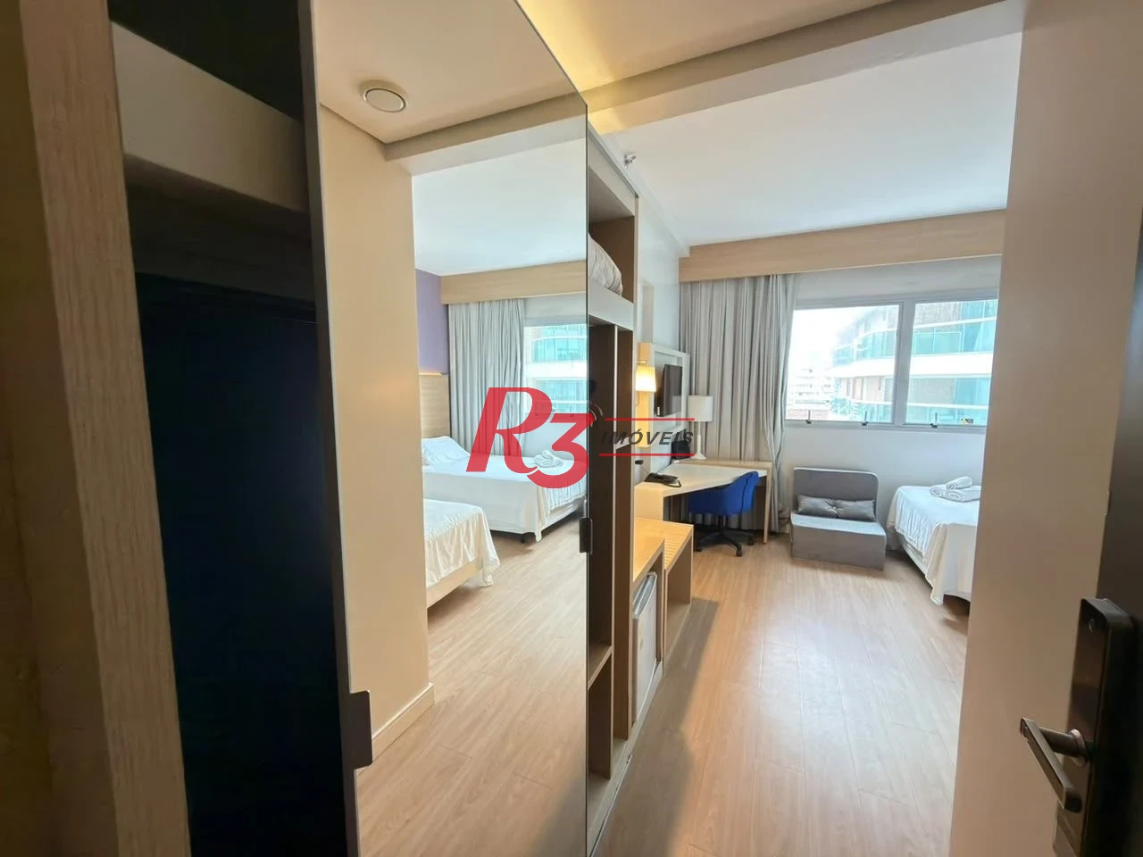 Flat com 1 dormitório à venda, 25 m² por R$ 415.000,00 - Gonzaga - Santos/SP