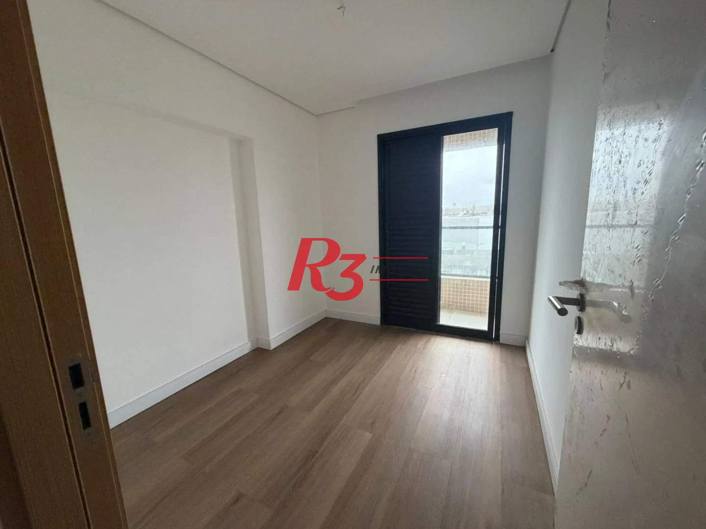 Apartamento com 2 dormitórios à venda, 65 m² por R$ 850.000,00 - Ponta da Praia - Santos/SP