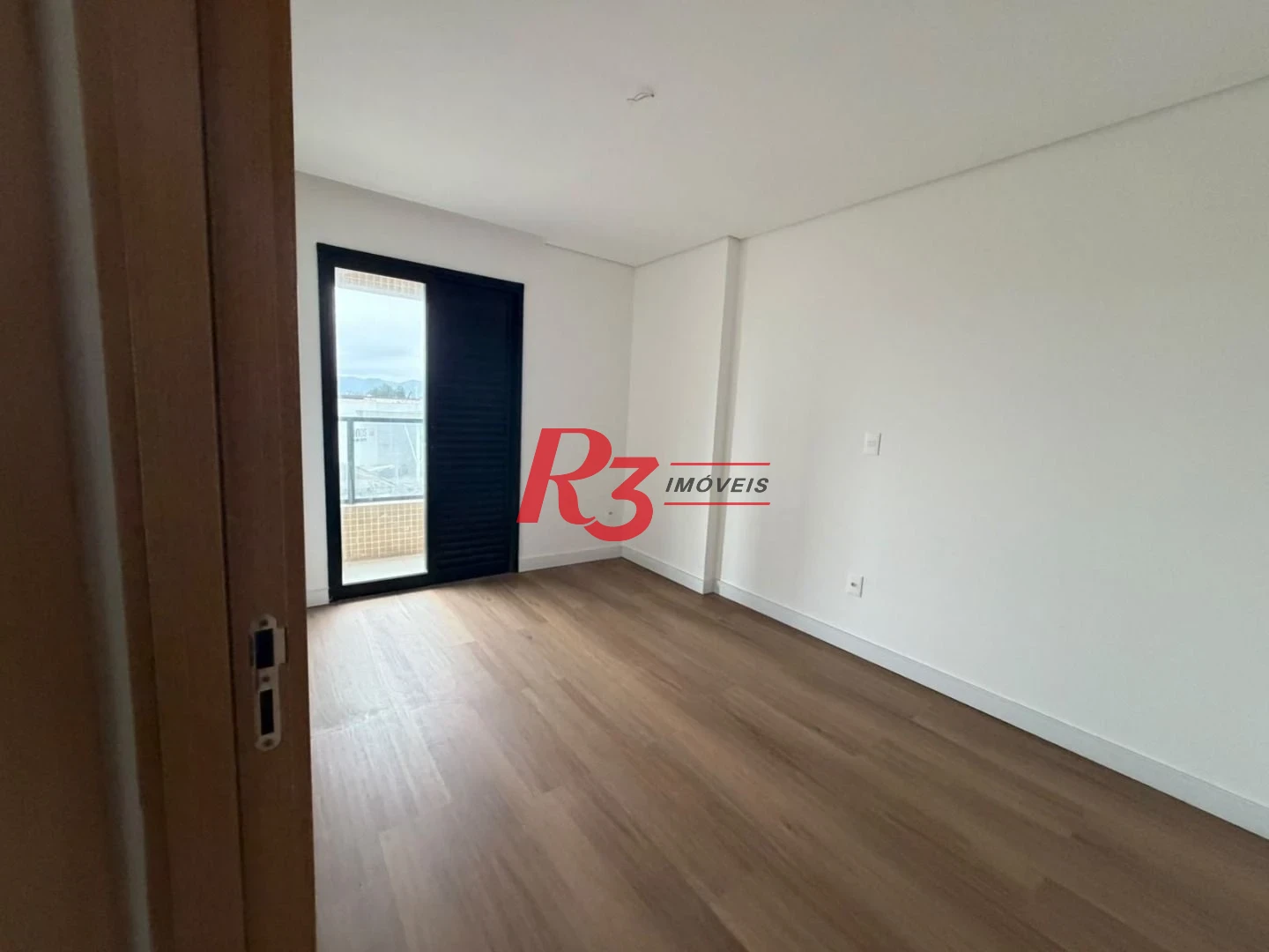 Apartamento com 2 dormitórios à venda, 65 m² por R$ 850.000,00 - Ponta da Praia - Santos/SP