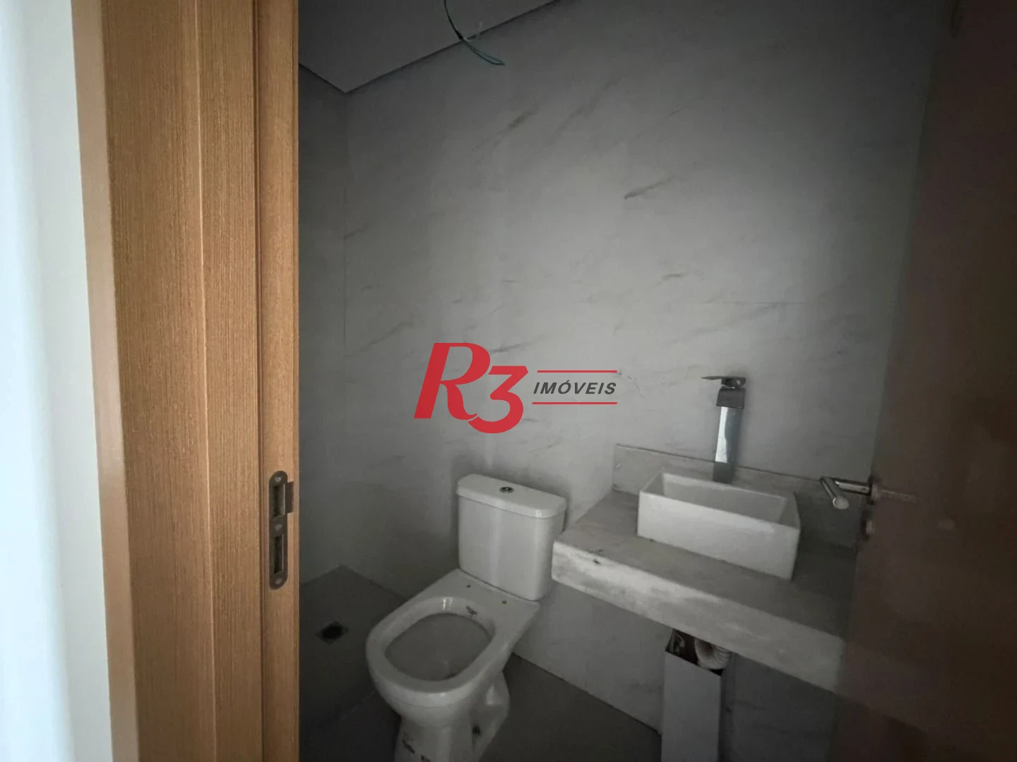 Apartamento com 2 dormitórios à venda, 65 m² por R$ 850.000,00 - Ponta da Praia - Santos/SP