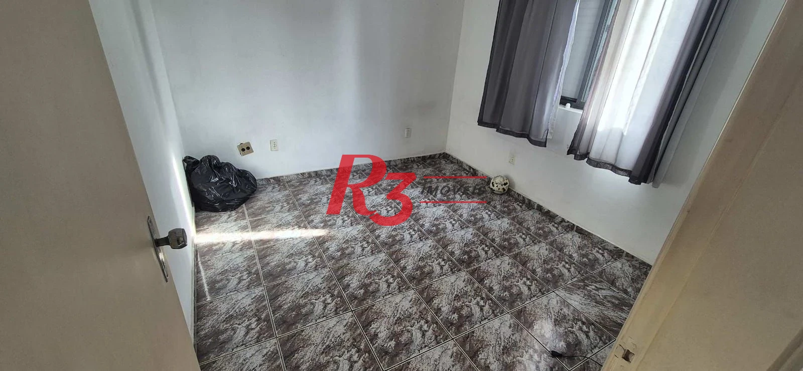 Apartamento com 2 dormitórios à venda, 105 m² por R$ 700.000,00 - Ponta da Praia - Santos/SP