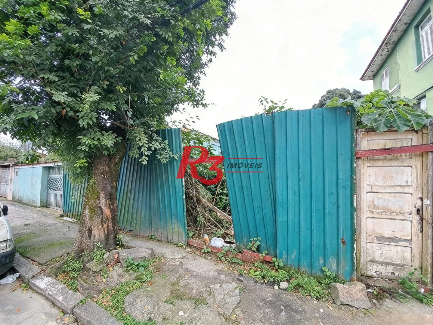 Terreno para alugar, 300 m² por R$ 6.000,00/mês - Marapé - Santos/SP