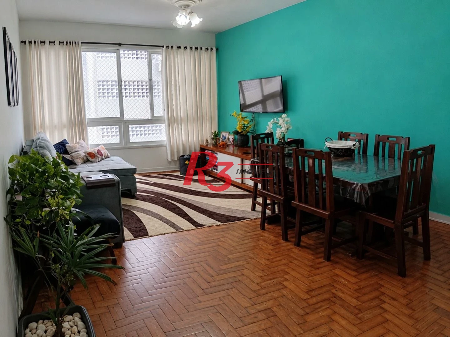 Apartamento com 2 dormitórios à venda, 73 m² por R$ 638.000,00 - Embaré - Santos/SP