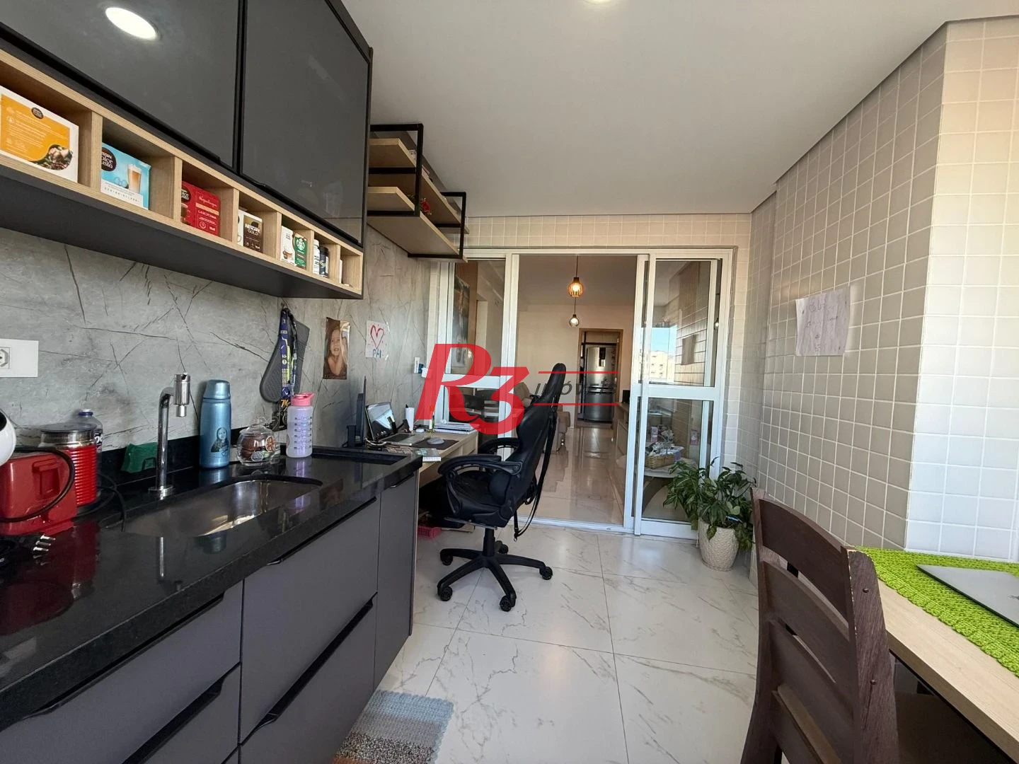 Apartamento com 2 dormitórios à venda, 69 m² por R$ 950.000,00 - Boqueirão - Santos/SP