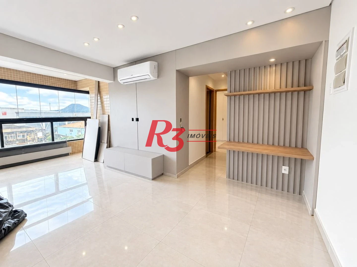 Apartamento Garden com 2 dormitórios à venda, 65 m² por R$ 1.200.000,00 - Ponta da Praia - Santos/SP