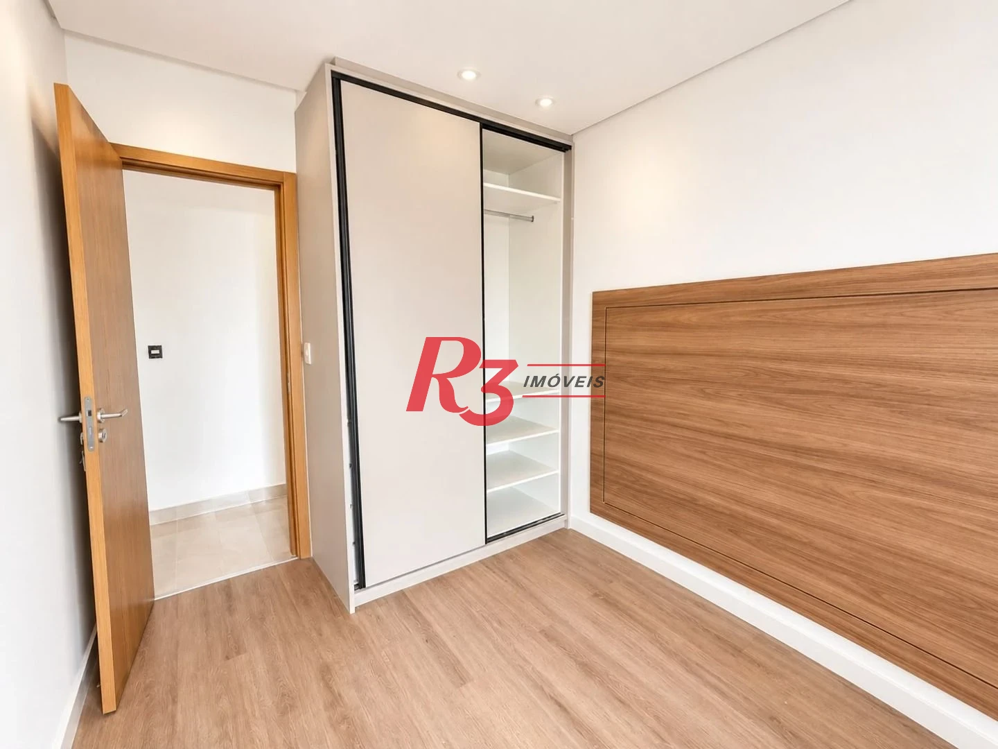 Apartamento Garden com 2 dormitórios à venda, 65 m² por R$ 1.200.000,00 - Ponta da Praia - Santos/SP