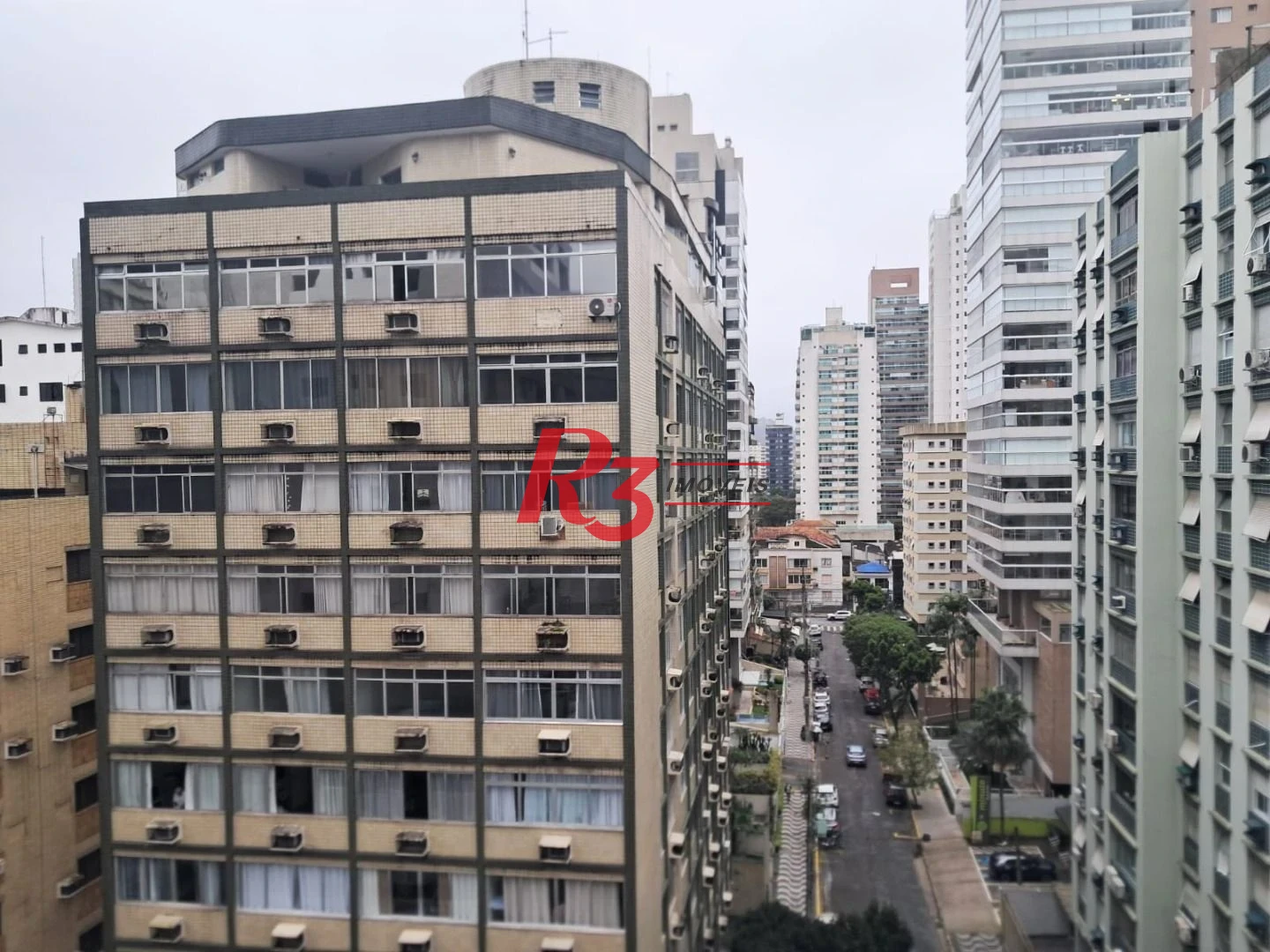 Apartamento com 3 dormitórios à venda, 153 m² por R$ 760.000,00 - Gonzaga - Santos/SP