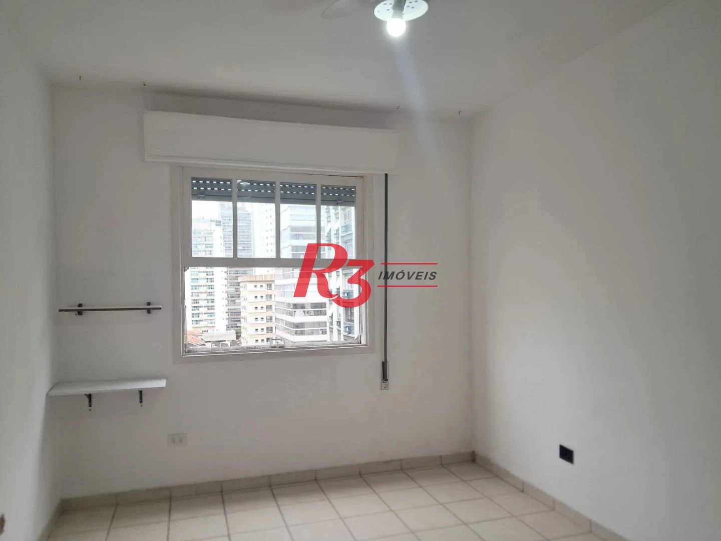 Apartamento com 3 dormitórios à venda, 153 m² por R$ 760.000,00 - Gonzaga - Santos/SP