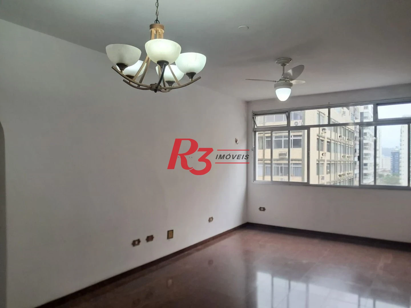 Apartamento com 3 dormitórios à venda, 153 m² por R$ 760.000,00 - Gonzaga - Santos/SP