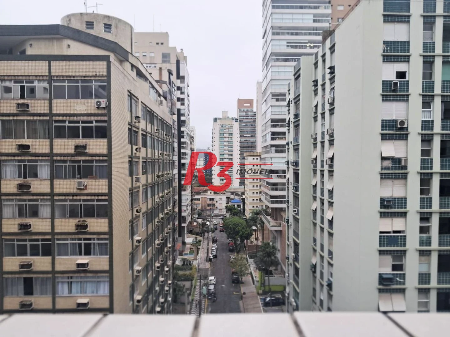 Apartamento com 3 dormitórios à venda, 153 m² por R$ 760.000,00 - Gonzaga - Santos/SP