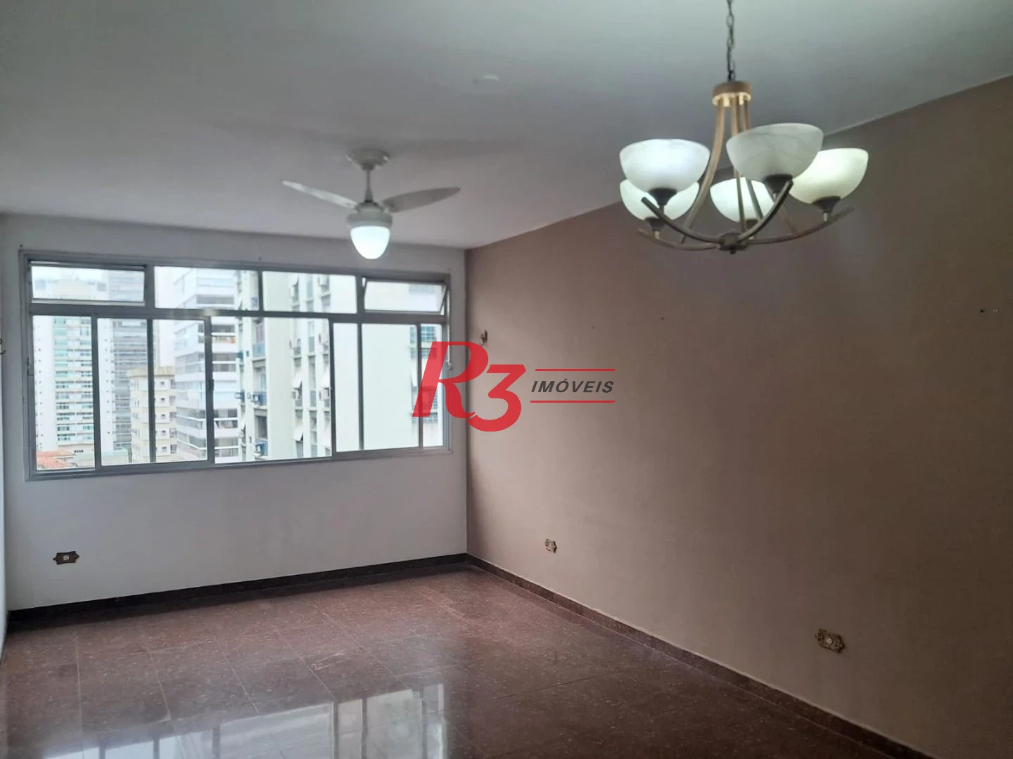 Apartamento com 3 dormitórios à venda, 153 m² por R$ 760.000,00 - Gonzaga - Santos/SP