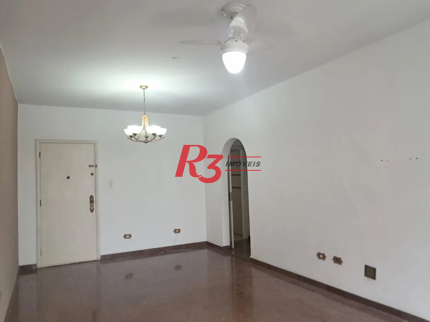 Apartamento com 3 dormitórios à venda, 153 m² por R$ 760.000,00 - Gonzaga - Santos/SP