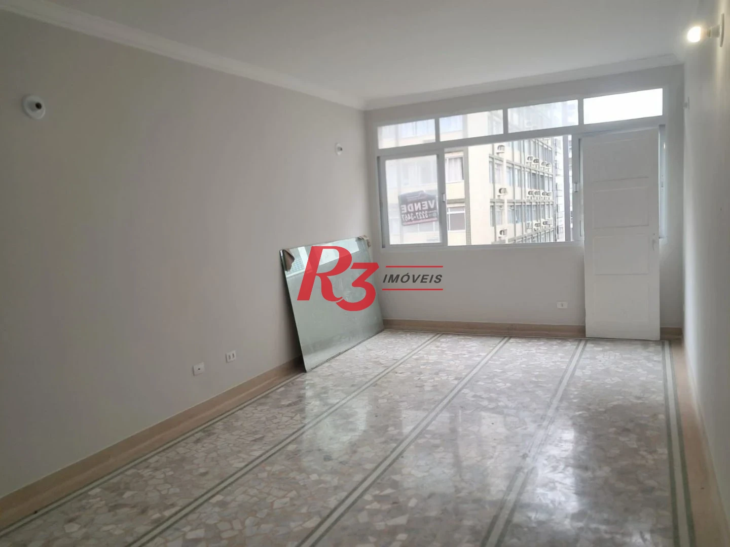 Apartamento com 2 dormitórios à venda, 153 m² por R$ 700.000,00 - Gonzaga - Santos/SP