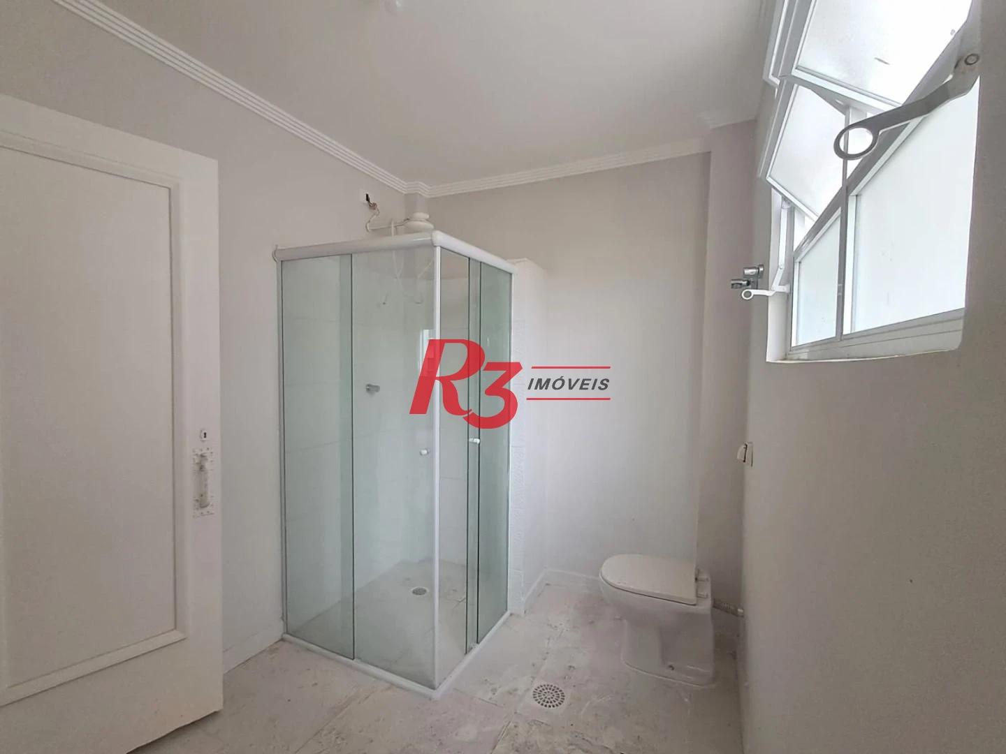 Apartamento com 2 dormitórios à venda, 153 m² por R$ 700.000,00 - Gonzaga - Santos/SP