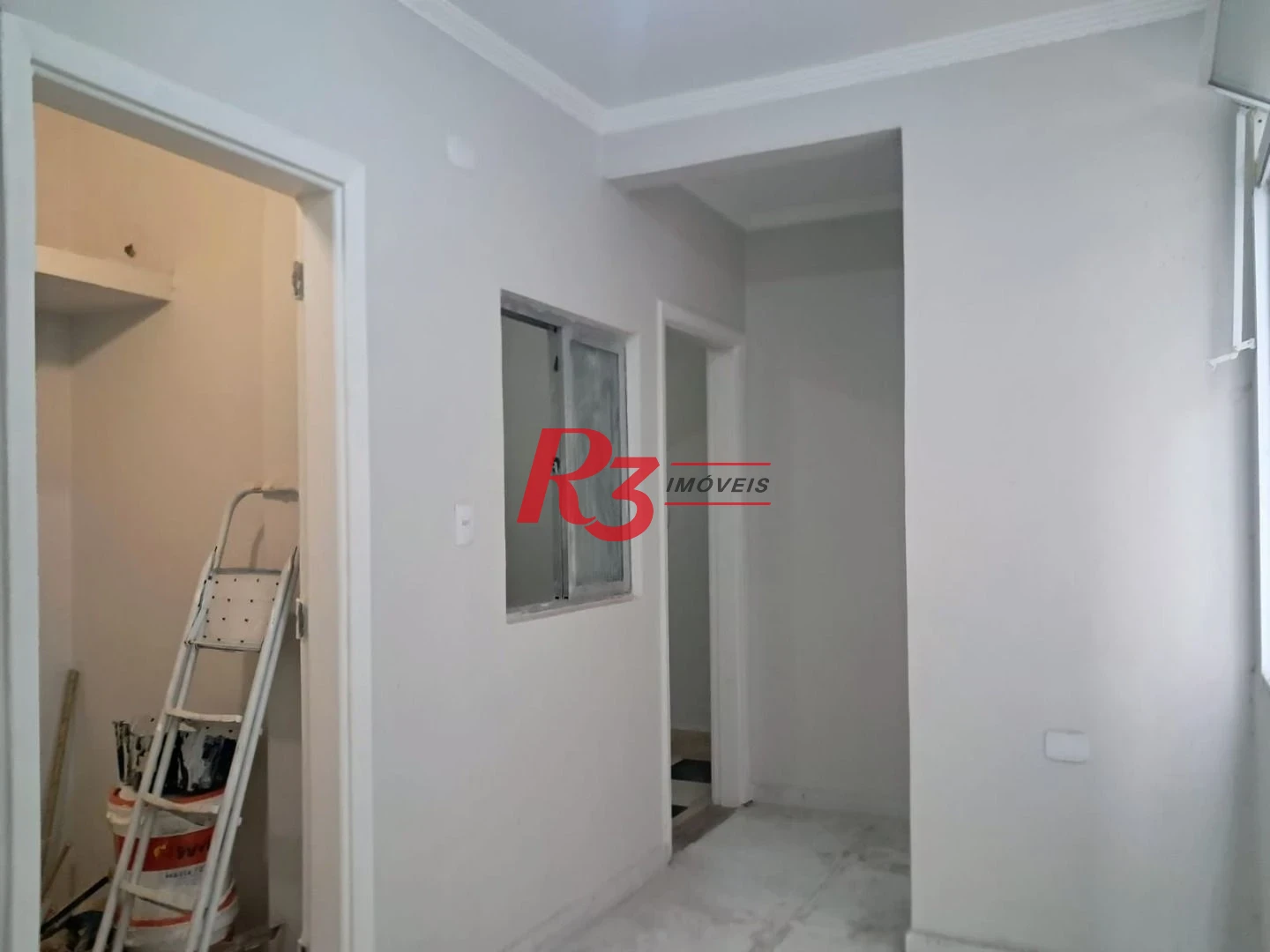 Apartamento com 2 dormitórios à venda, 153 m² por R$ 700.000,00 - Gonzaga - Santos/SP