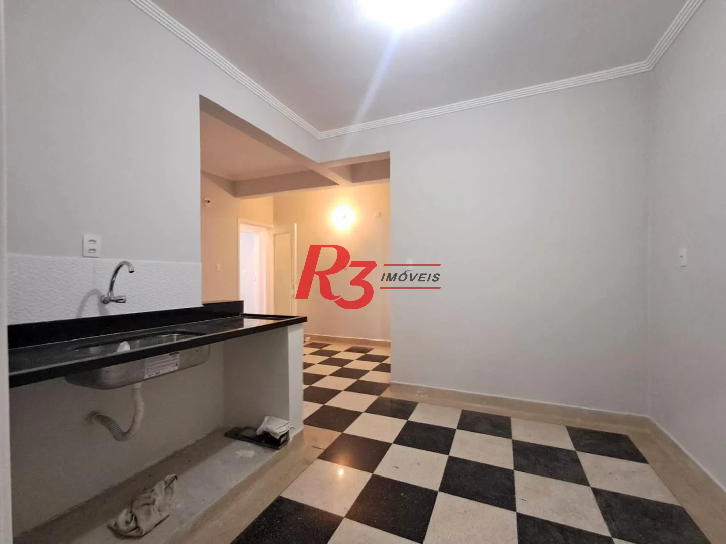 Apartamento com 2 dormitórios à venda, 153 m² por R$ 700.000,00 - Gonzaga - Santos/SP
