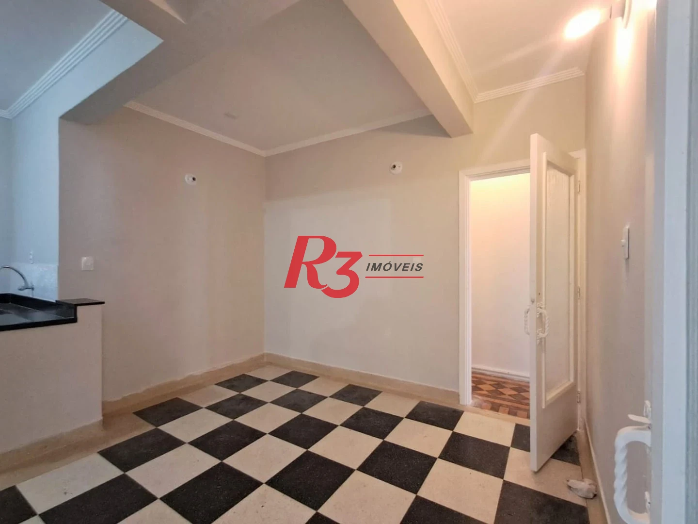 Apartamento com 2 dormitórios à venda, 153 m² por R$ 700.000,00 - Gonzaga - Santos/SP