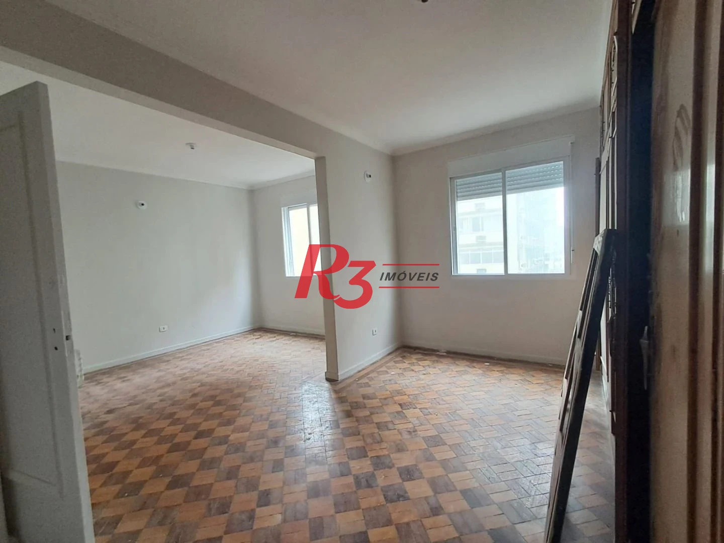 Apartamento com 2 dormitórios à venda, 153 m² por R$ 700.000,00 - Gonzaga - Santos/SP