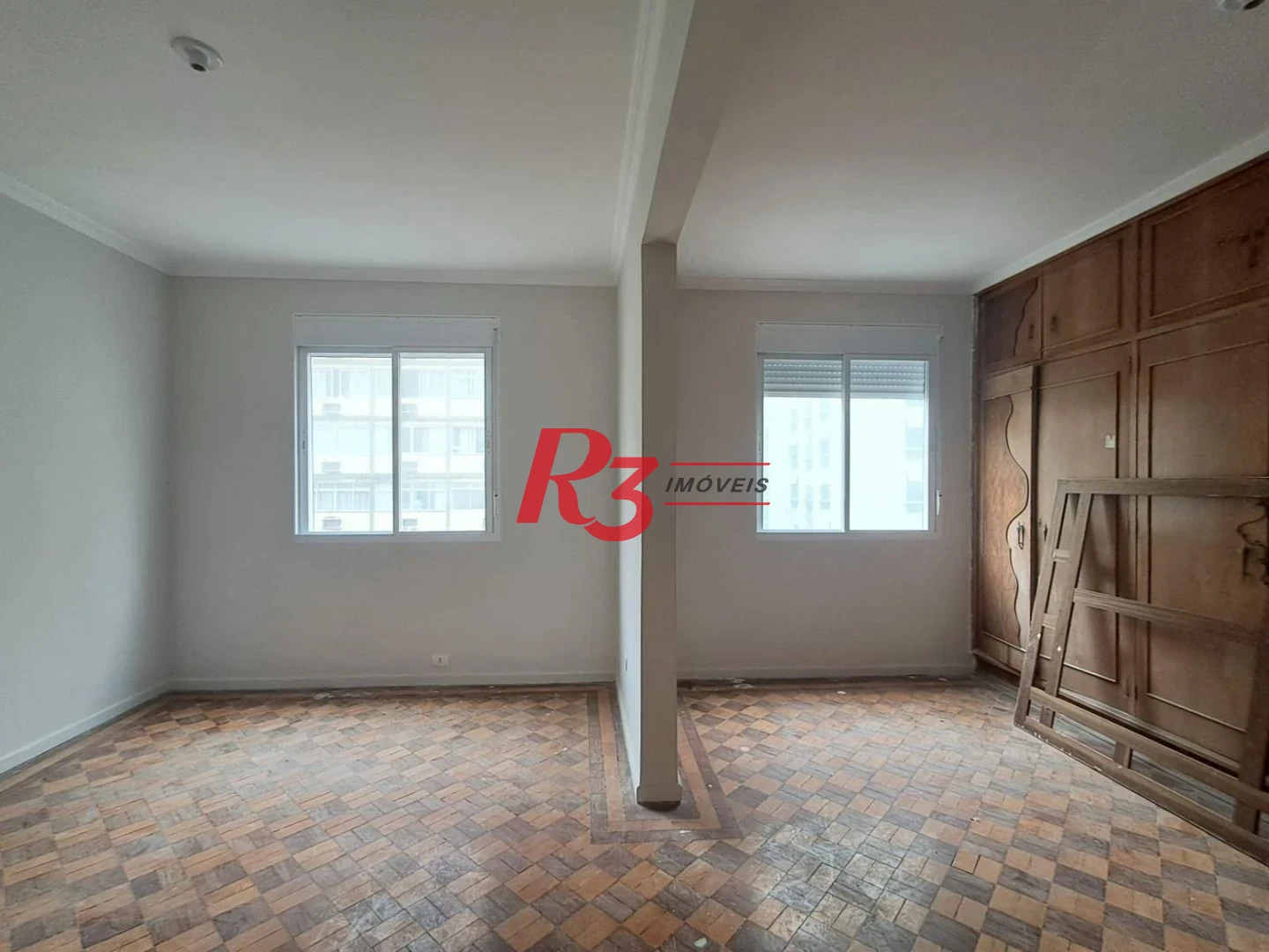 Apartamento com 2 dormitórios à venda, 153 m² por R$ 700.000,00 - Gonzaga - Santos/SP