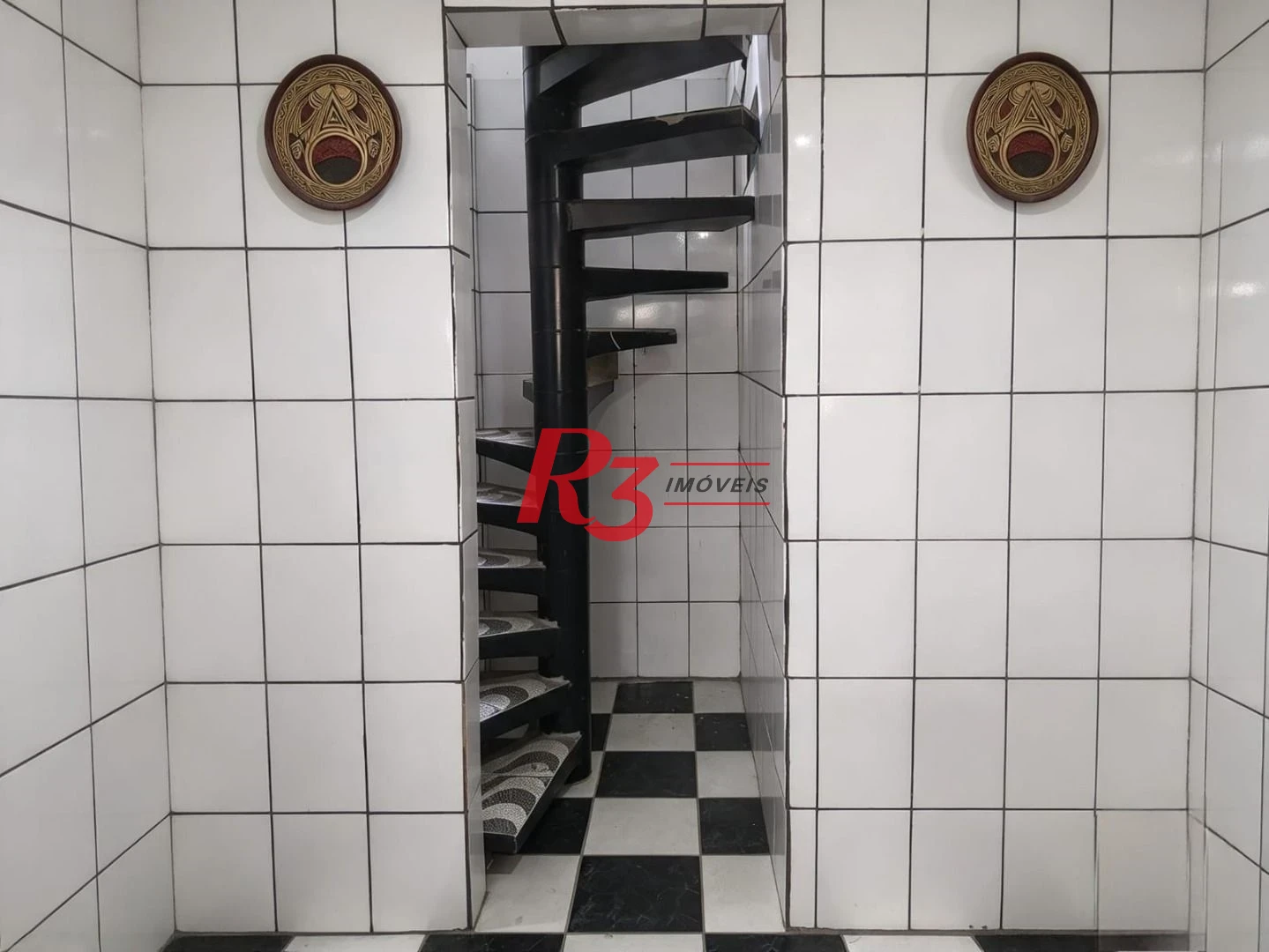 Sobrado com 2 dormitórios à venda, 180 m² por R$ 639.000,00 - Marapé - Santos/SP