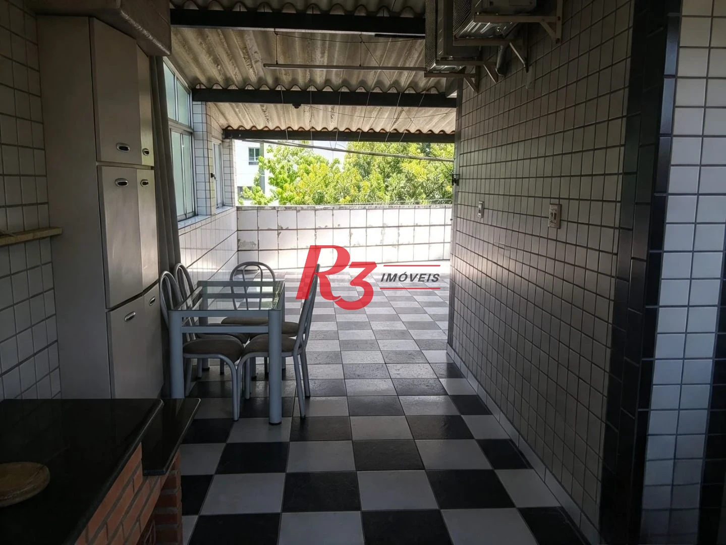 Sobrado com 2 dormitórios à venda, 180 m² por R$ 639.000,00 - Marapé - Santos/SP