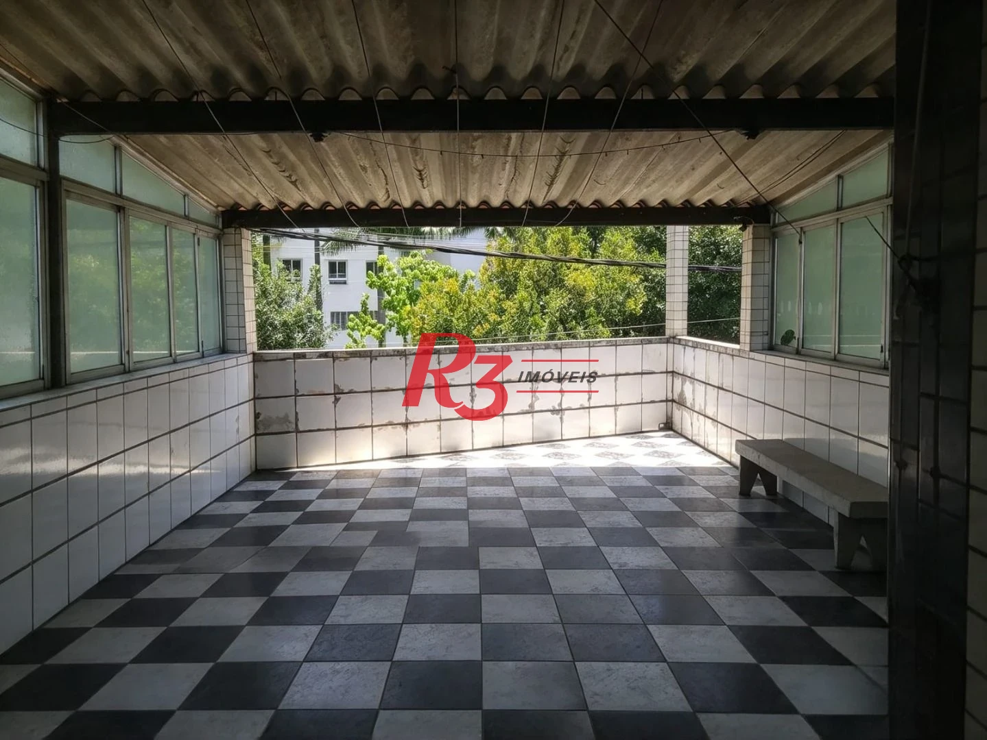 Sobrado com 2 dormitórios à venda, 180 m² por R$ 639.000,00 - Marapé - Santos/SP