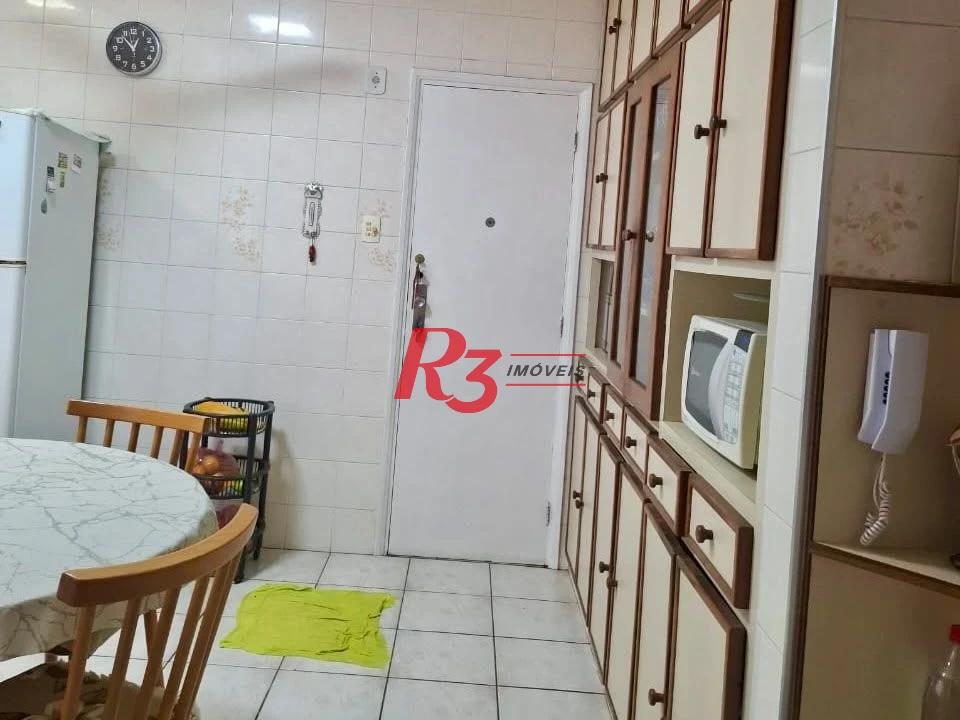 Apartamento com 3 dormitórios à venda, 108 m² por R$ 660.000,00 - Embaré - Santos/SP