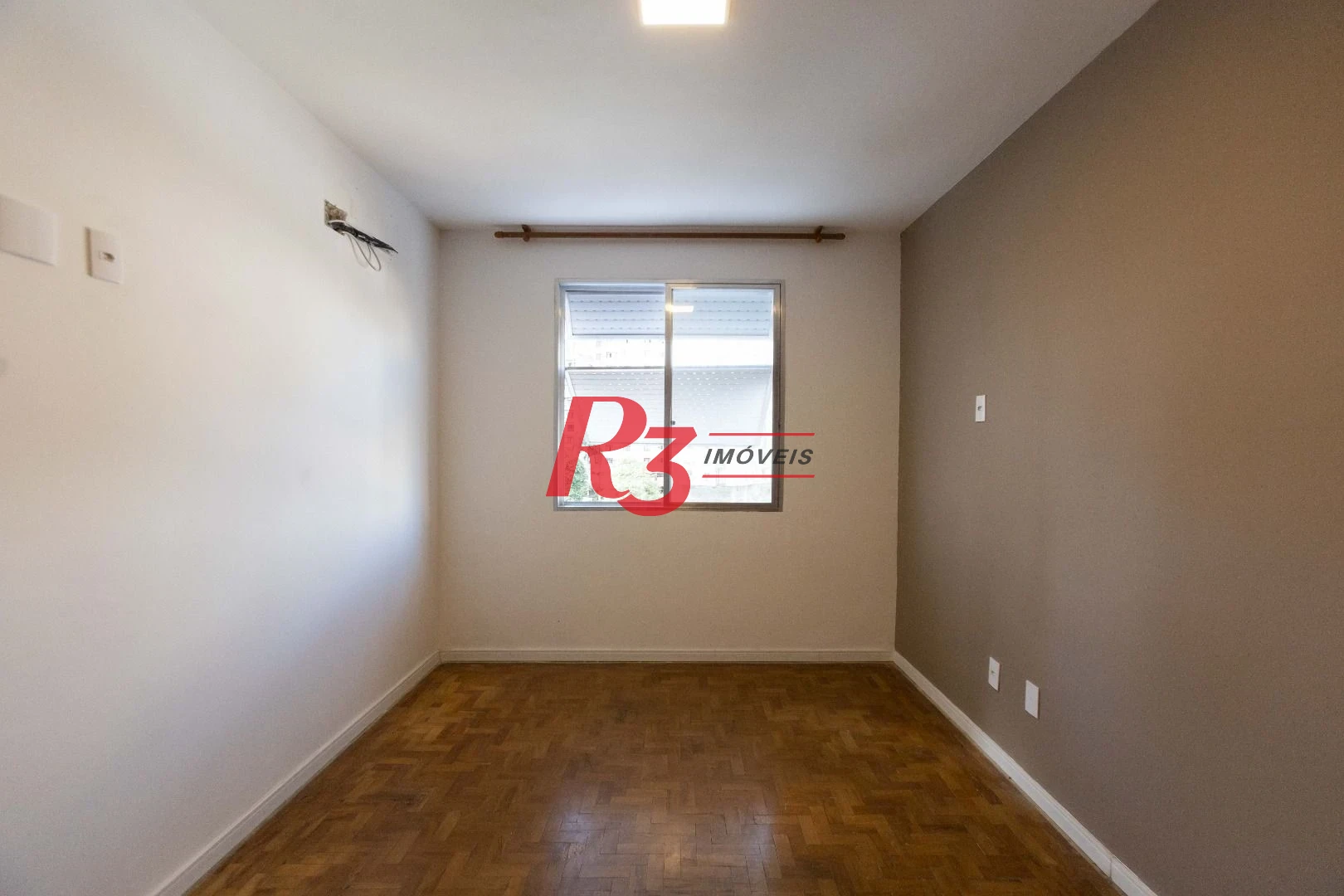 Apartamento com 3 dormitórios sendo 2 suítes - à venda, 146 m² por R$ 950.000 - Ponta da Praia - Santos/SP