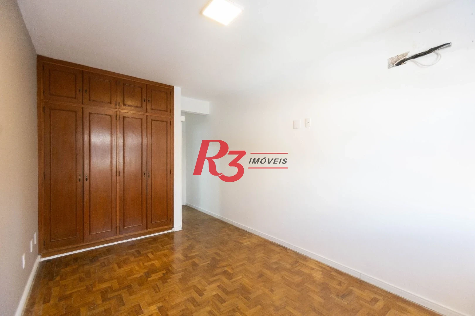 Apartamento com 3 dormitórios sendo 2 suítes - à venda, 146 m² por R$ 950.000 - Ponta da Praia - Santos/SP