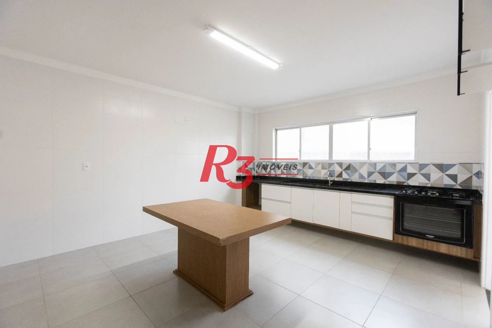Apartamento com 3 dormitórios sendo 2 suítes - à venda, 146 m² por R$ 950.000 - Ponta da Praia - Santos/SP