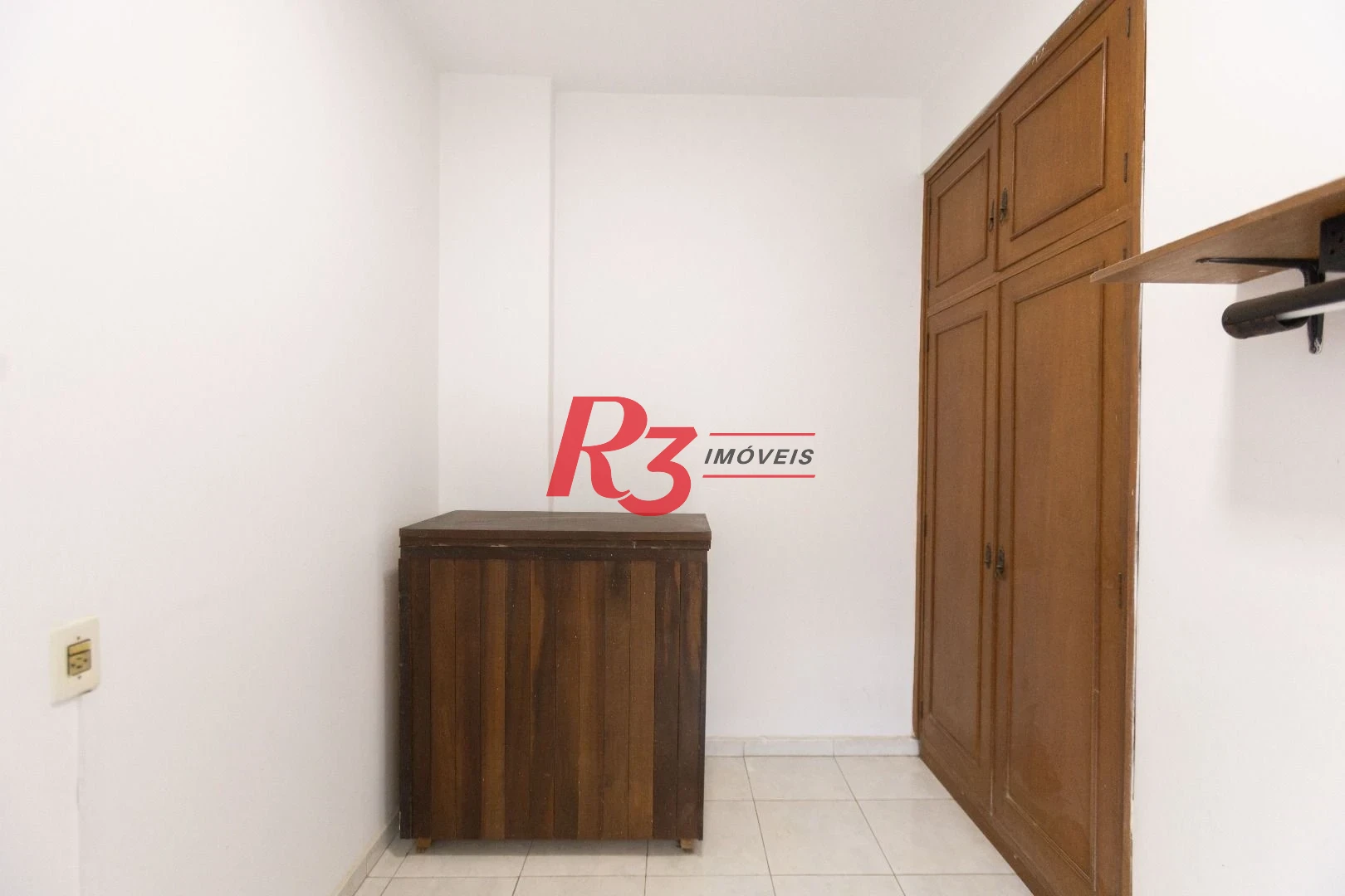 Apartamento com 3 dormitórios sendo 2 suítes - à venda, 146 m² por R$ 950.000 - Ponta da Praia - Santos/SP