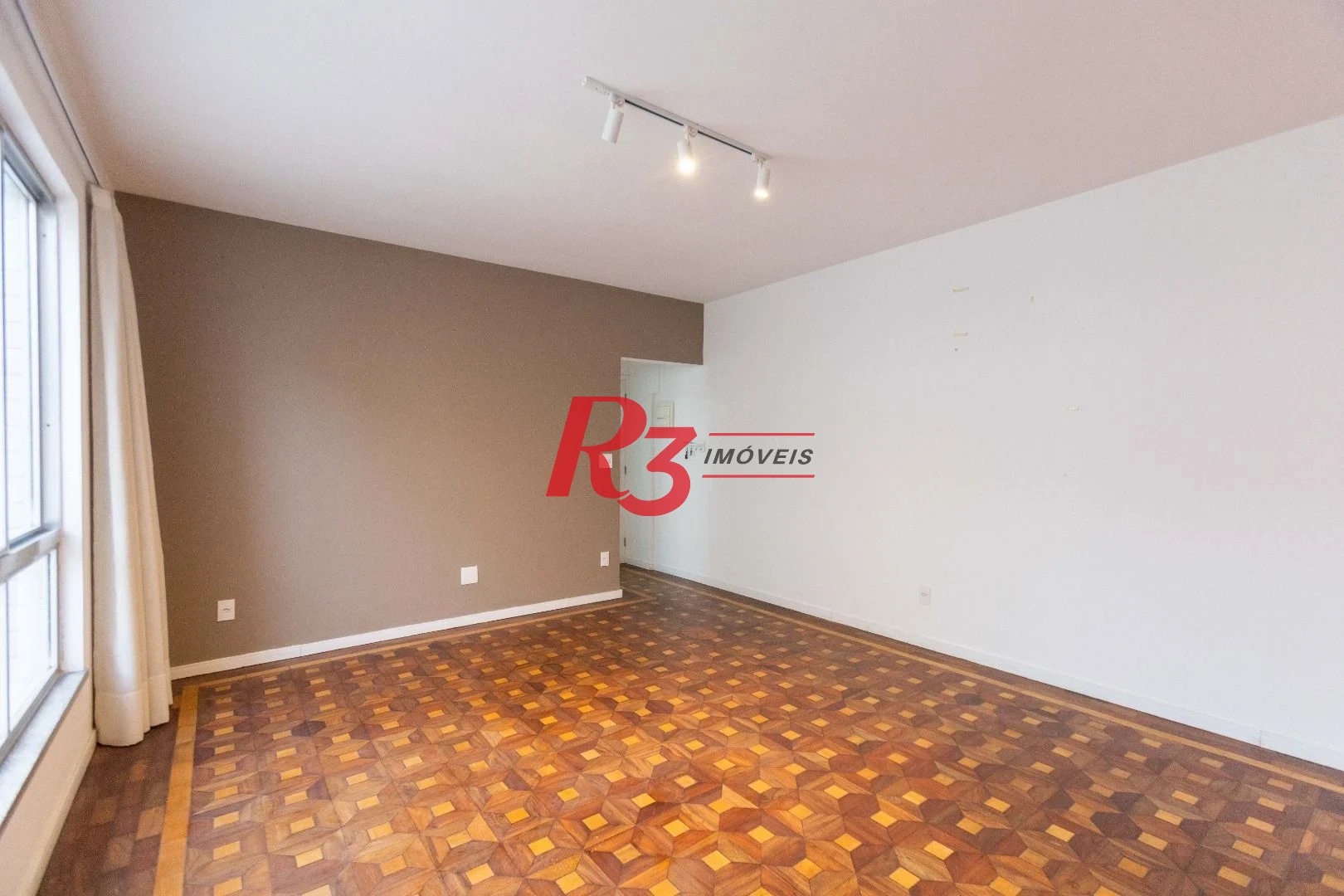Apartamento com 3 dormitórios sendo 2 suítes - à venda, 146 m² por R$ 950.000 - Ponta da Praia - Santos/SP