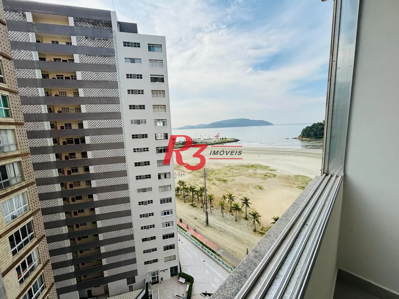 Apartamento com 2 dormitórios à venda, 91 m² por R$ 660.000,00 - José Menino - Santos/SP