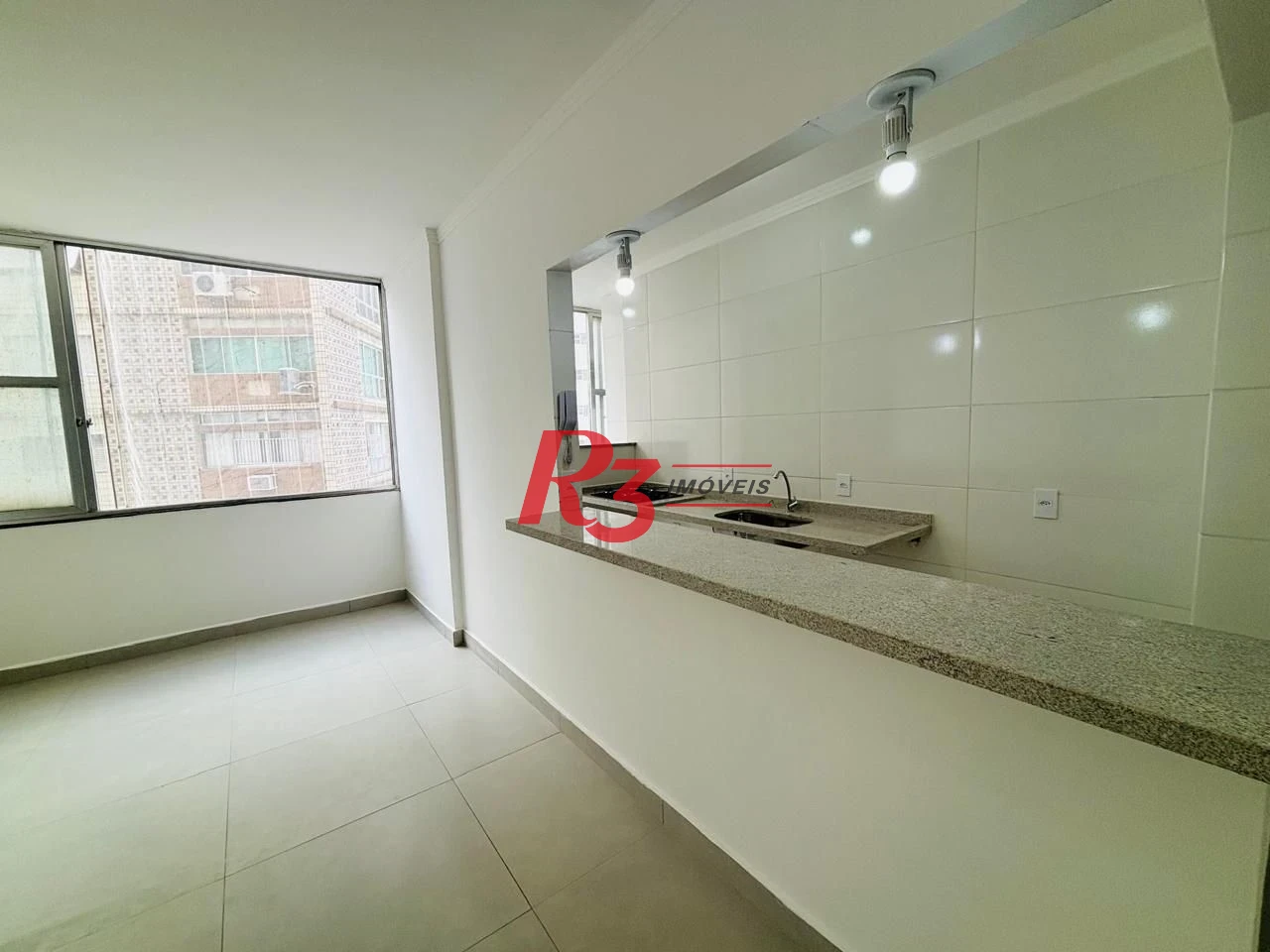 Apartamento com 2 dormitórios à venda, 91 m² por R$ 660.000,00 - José Menino - Santos/SP