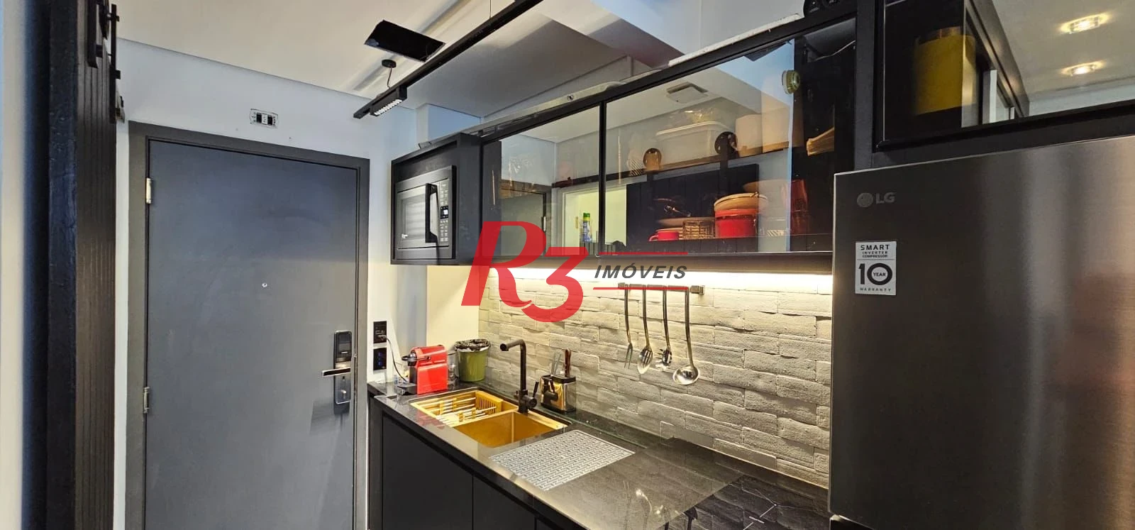 Studio com 1 dormitório à venda, 30 m² por R$ 460.000,00 - Gonzaga - Santos/SP