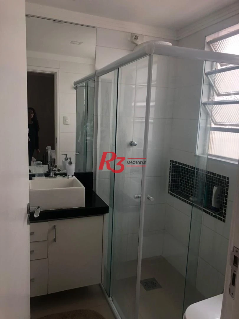 Apartamento com 2 dormitórios à venda, 87 m² por R$ 745.000,00 - Gonzaga - Santos/SP