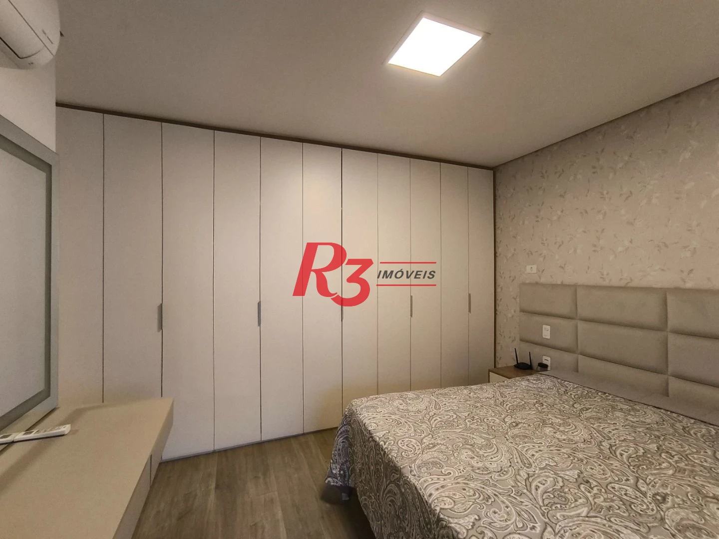 Apartamento com 3 dormitórios à venda, 146 m² por R$ 1.450.000,00 - Pompéia - Santos/SP