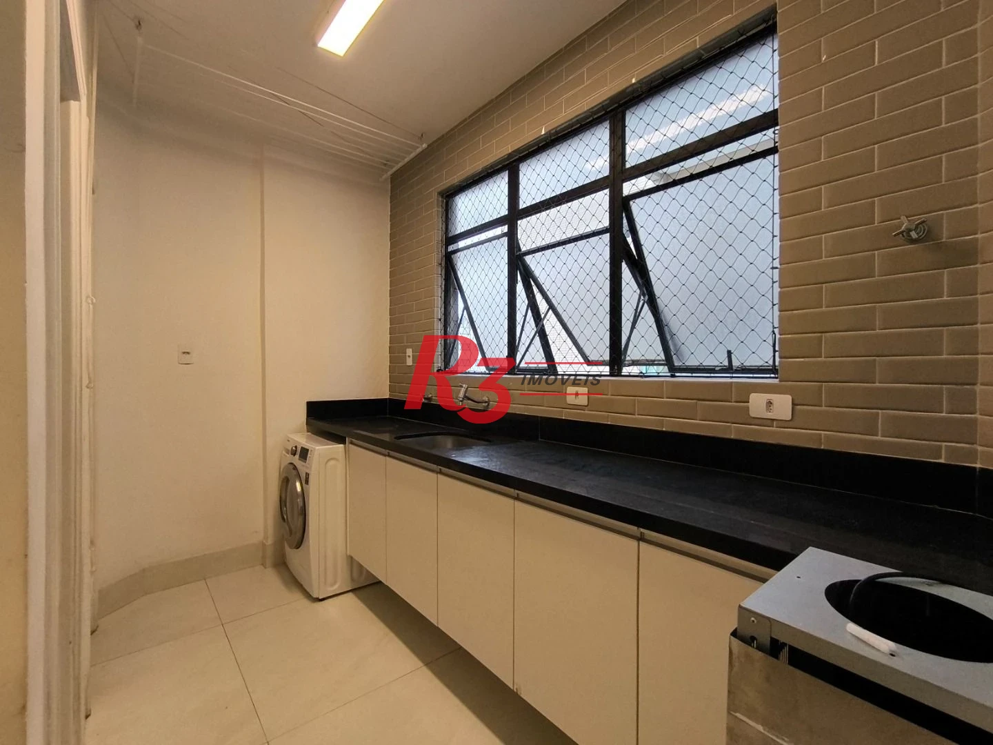 Apartamento com 3 dormitórios à venda, 146 m² por R$ 1.450.000,00 - Pompéia - Santos/SP