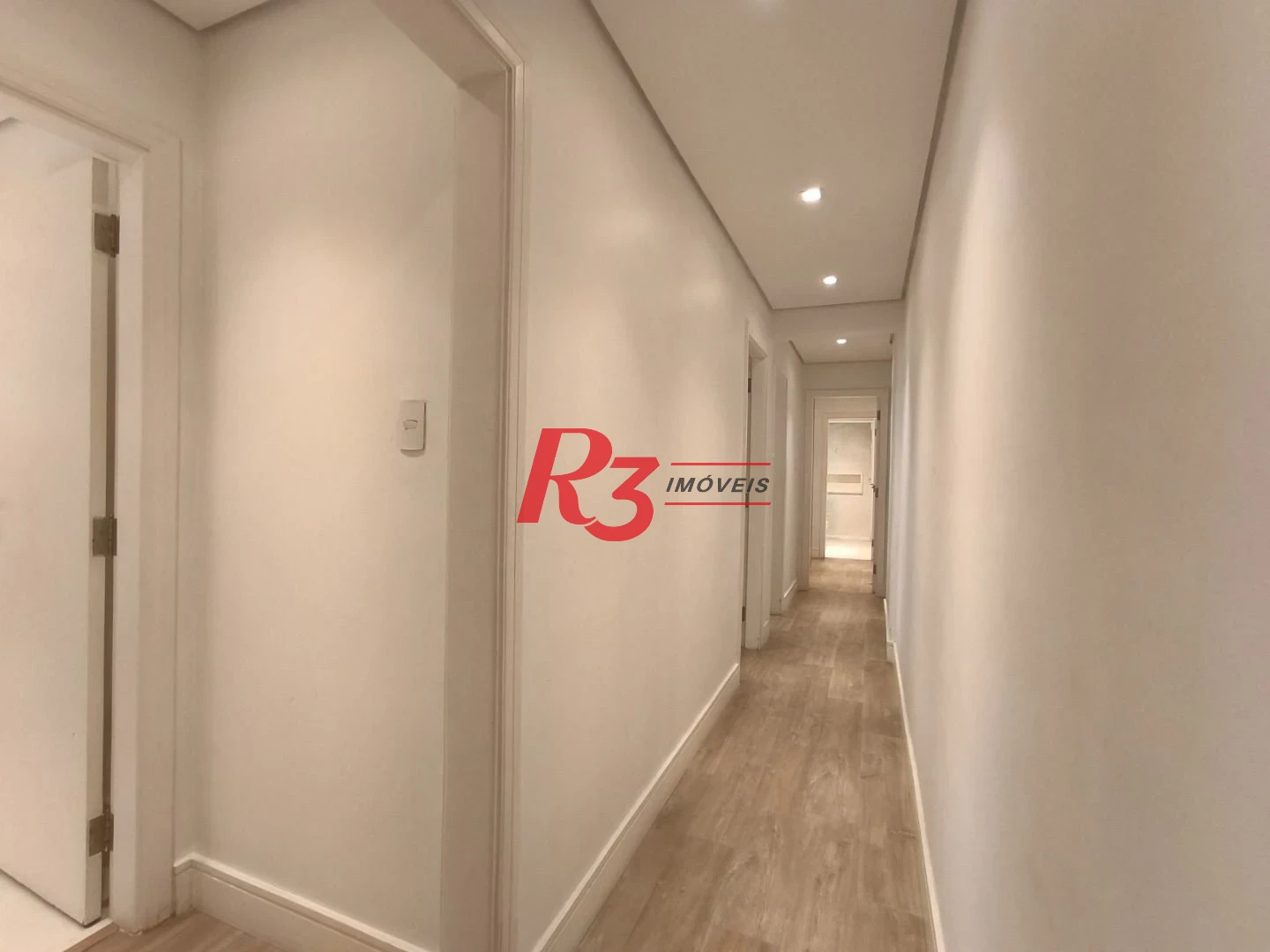 Apartamento com 3 dormitórios à venda, 146 m² por R$ 1.450.000,00 - Pompéia - Santos/SP