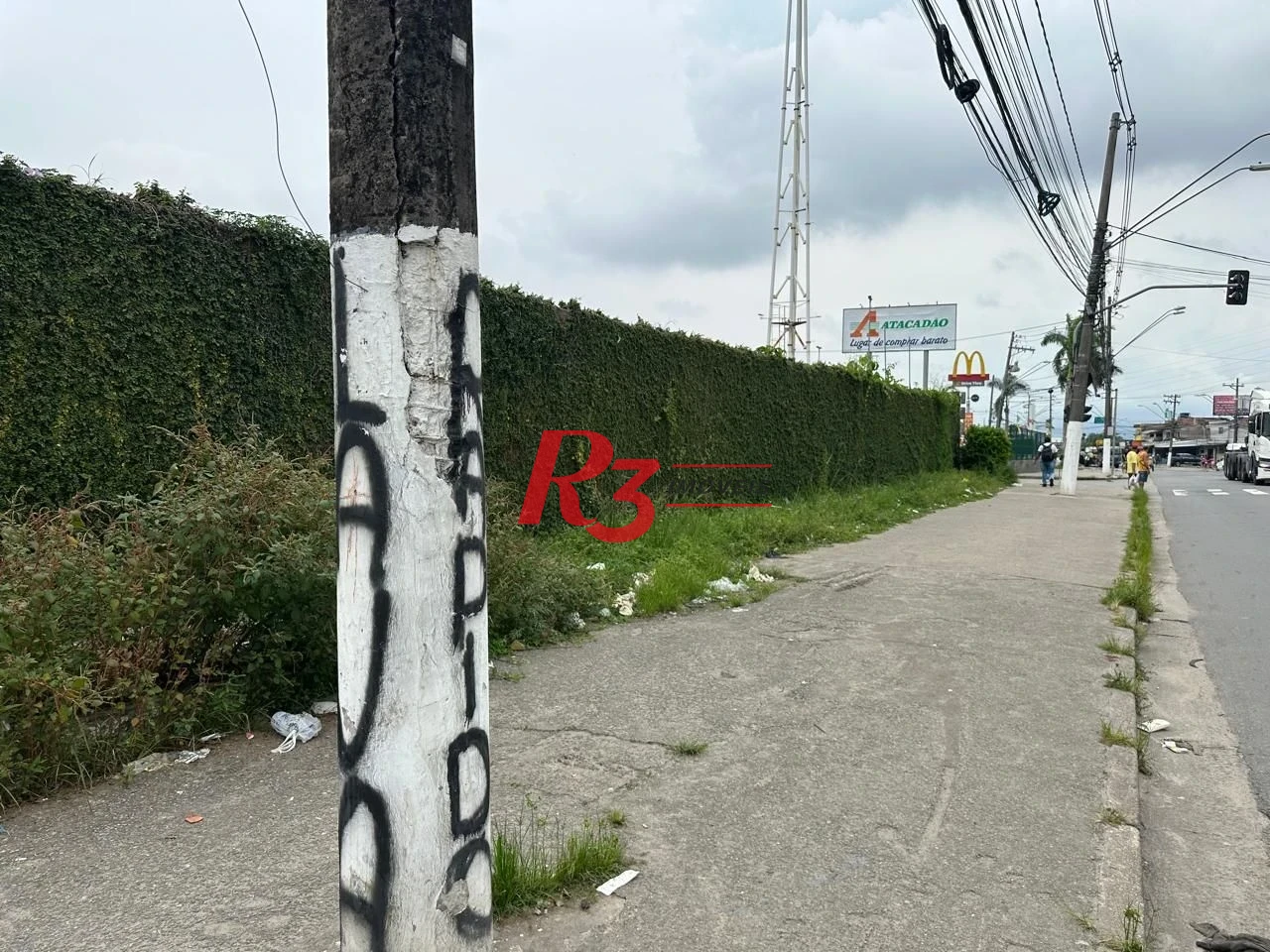Terreno, 1110 m² - venda por R$ 2.500.000,00 ou aluguel por R$ 26.359,67/mês - Catiapoa - São Vicente/SP